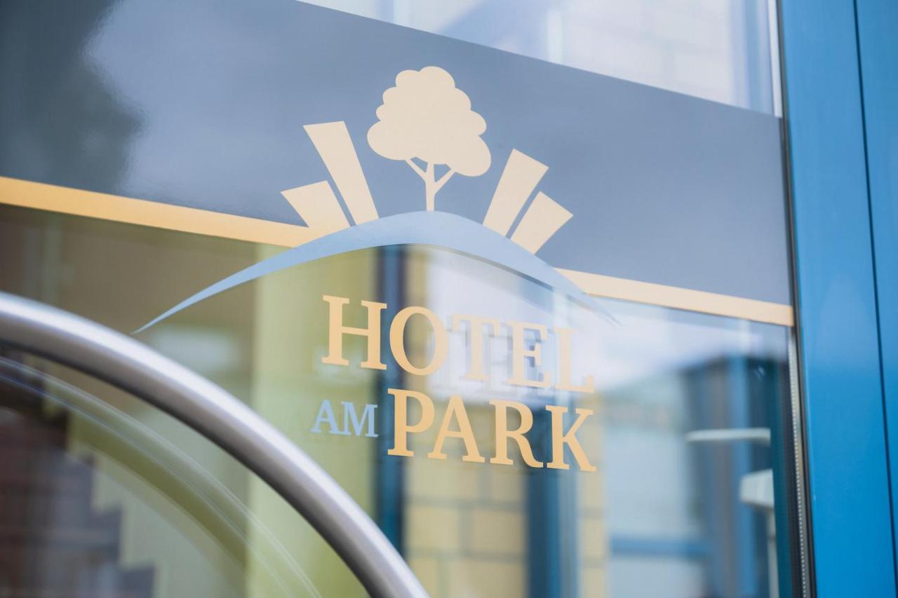 Hotel Am Park 훅켈호벤 외부 사진